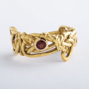 Solid 18K Yellow Gold Garnet Weave Ring