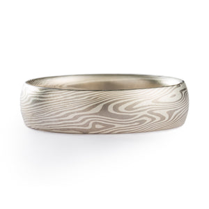 Twist Pattern Mokume Gane Ring made by Arn Krebs, silver color palette, the ring is made of alternating layers of palladium and sterling silver, ring is fairly wide