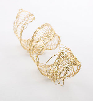 sculptural bracelet, twist, knitted wire,