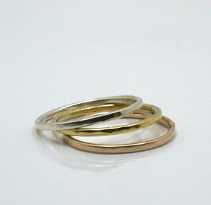 stacklable hammered wire rings
